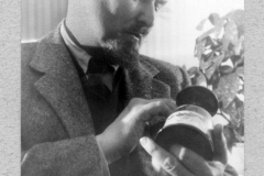 KennethRomneyT-withtrophy