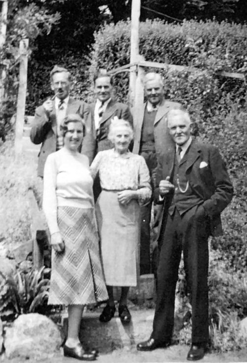 FrancisMoultonT - b1871 - and children