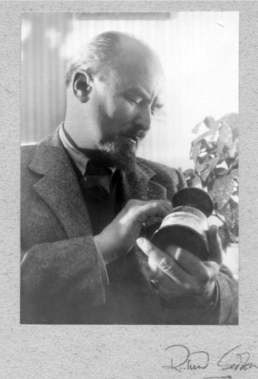 KennethRomneyT with trophy