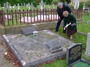 richard francis T grave